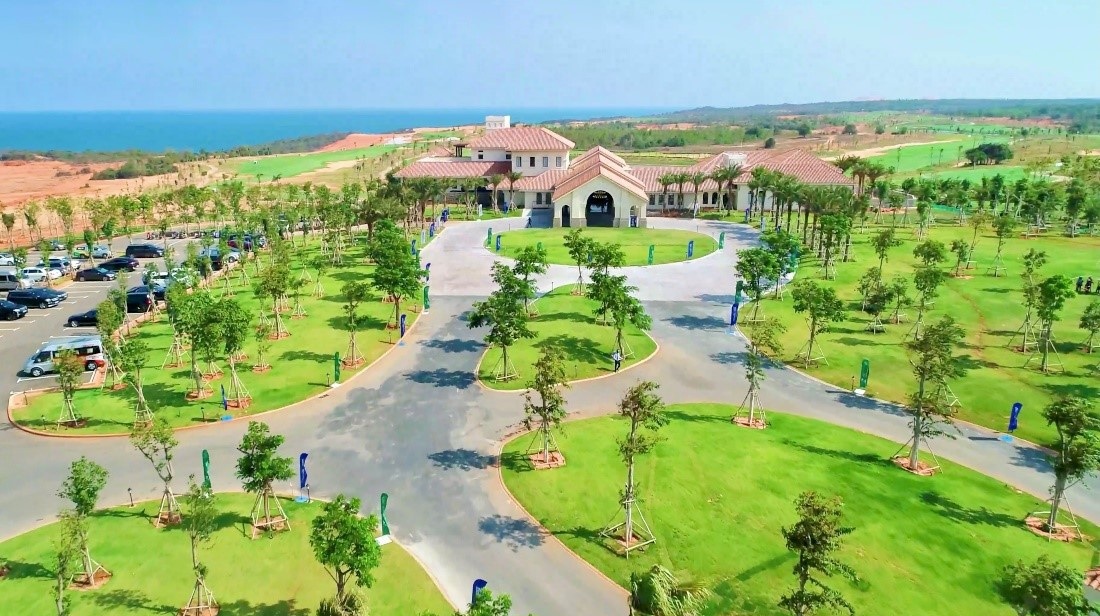 Sân golf phân khu PGA Golf Villas Novaworld Phan Thiết chủ đầu tư Novaland