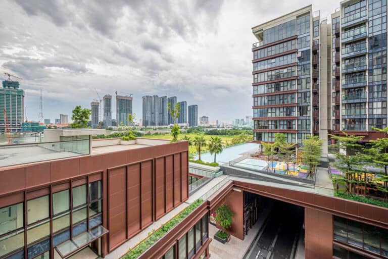 Bán Căn Hộ 2PN Galleria 70m2, Full NT, View Sông & Hồ Bơi - Hình 2