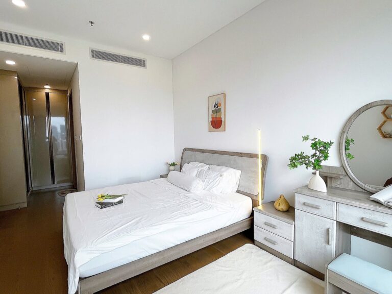 Cho Thuê 2PN Góc The River Tháp Seine View Quận 1, Full NT - Hình 4