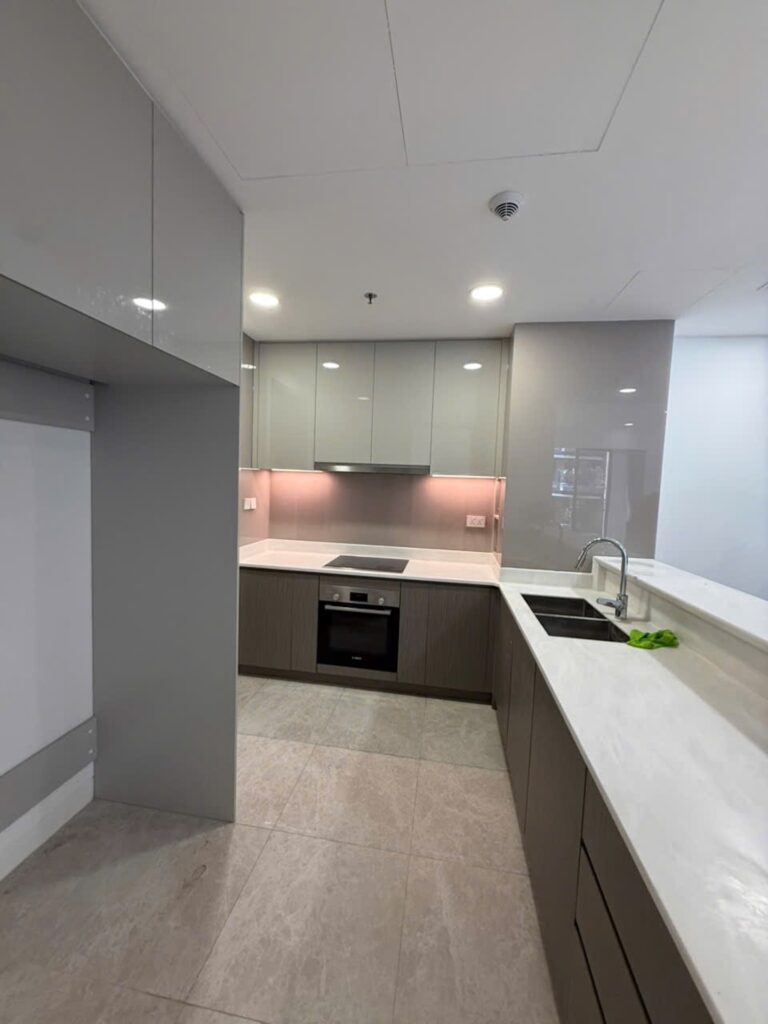 Cho Thuê Căn Hộ 3PN The River Thủ Thiêm Nội Thất Cơ Bản Tầng Trung Hướng Mát - Hình 3